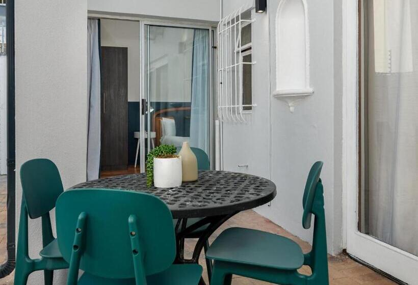 غرفة قياسية, Neighbourgood Ravenscraig