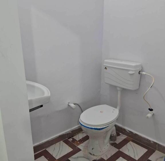 三人经典房间, Oyo Grand