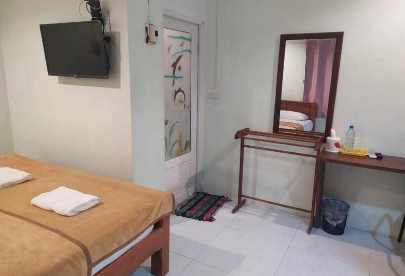 Standart Oda, โรงแรมพรถวิล ศรีสะเกษ Sisaket Pontawin Budget Inn