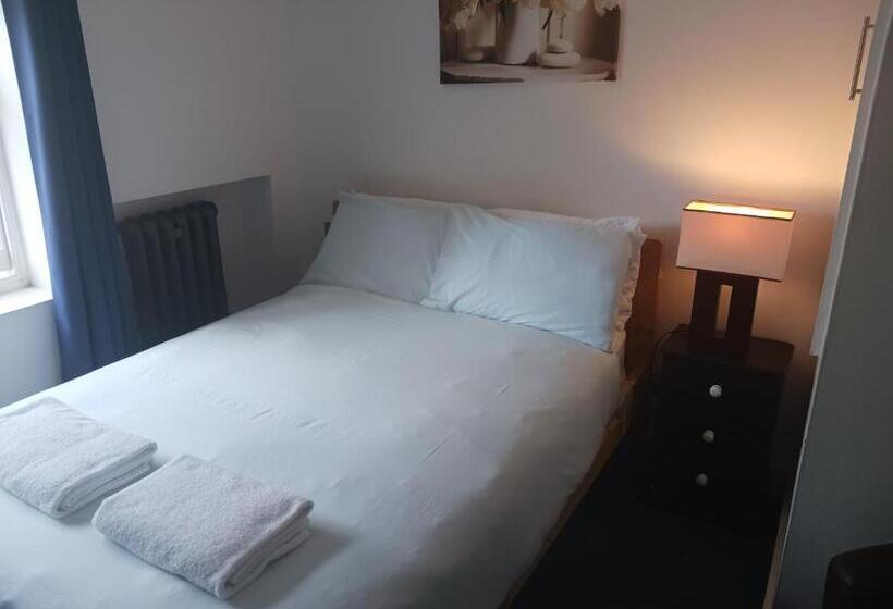 غرفة قياسية حمام مشترك, Number Three