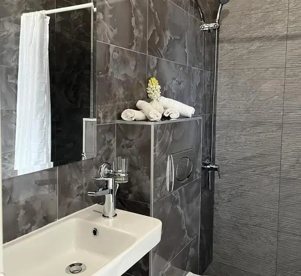 استودیو استاندارد با بالکن, Villa Grande