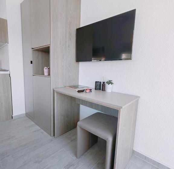 استودیوی استاندارد با چشمانداز دریا, Villa Grande