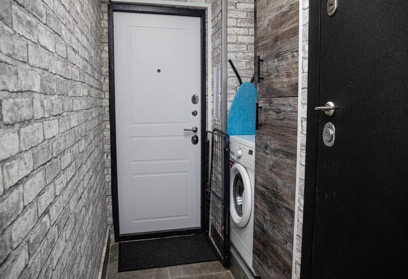 آپارتمان 1 خوابه, Yourhouse на си синхая 22 близко к меге
