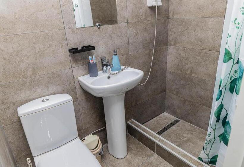 آپارتمان 1 خوابه, Yourhouse на си синхая 22 близко к меге