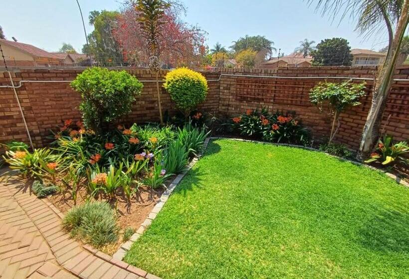 Apartamento 2 Dormitórios, Bougain Villa Bnb