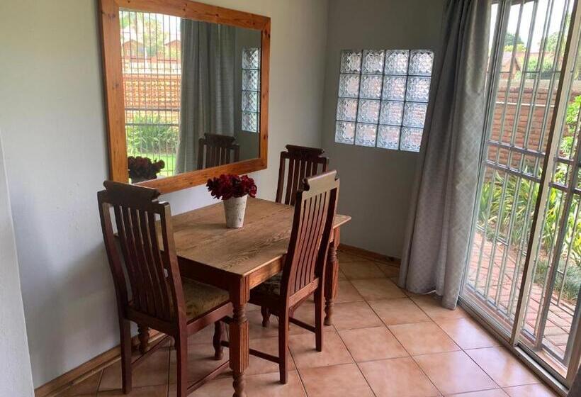 Apartamento 2 Dormitórios, Bougain Villa Bnb
