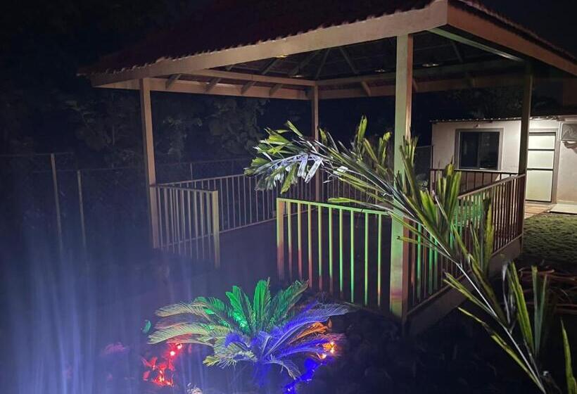 Номер Deluxe, Hill Resort Alibaug