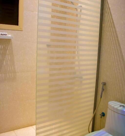 1ベッドルームアパートメント, أجنحة منازل معالي