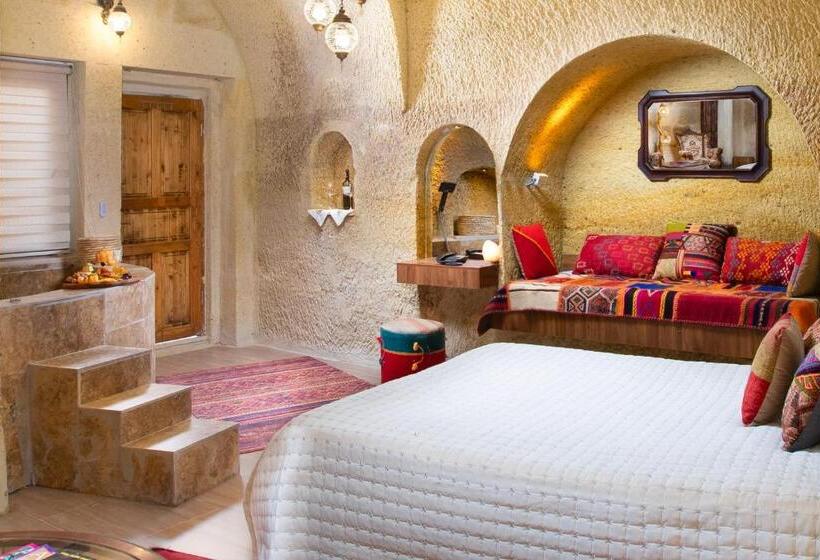 חדר סטנדרט עם ג'קוזי, Elpida Cave