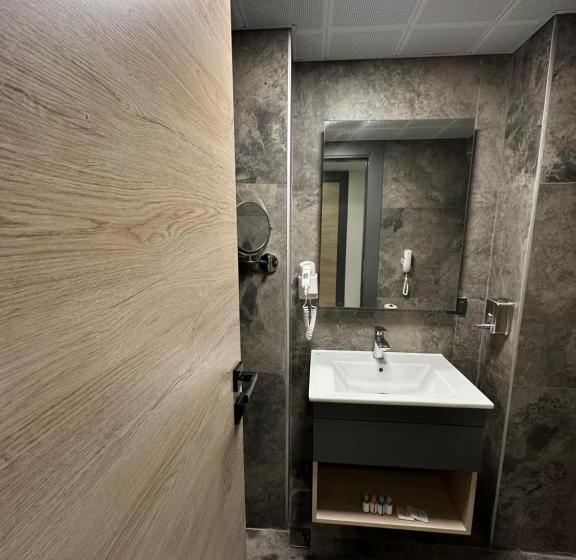 스탠다드 발코니 룸, Irenic