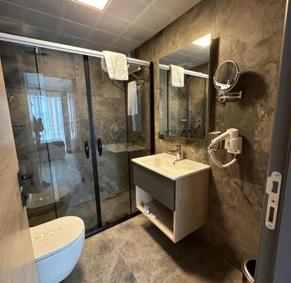 Deluxe Yhden Hengen Huone, Irenic