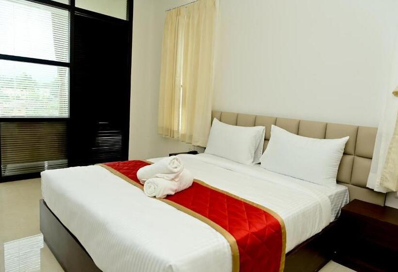 סוויטה נוף להרים, Downtown The Mallika Sapphire