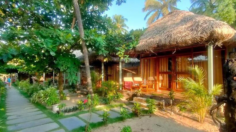 Стандартный Номер Кровать Кинг, The Coast Beach Resort