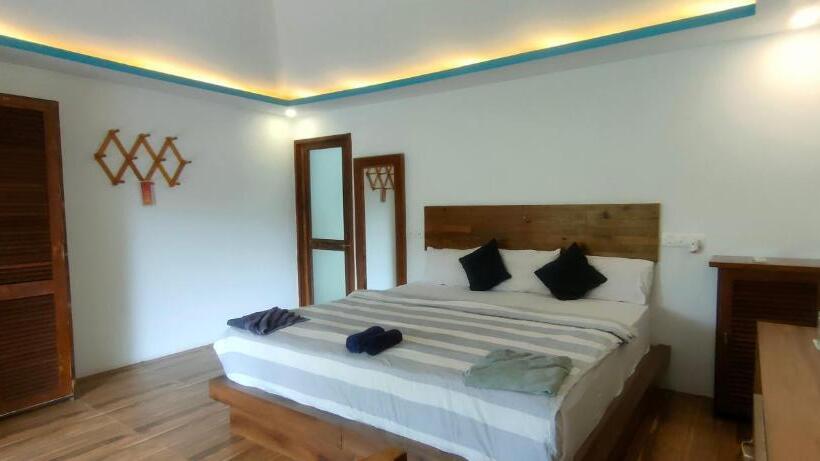 Стандартный Номер Кровать Кинг, The Coast Beach Resort