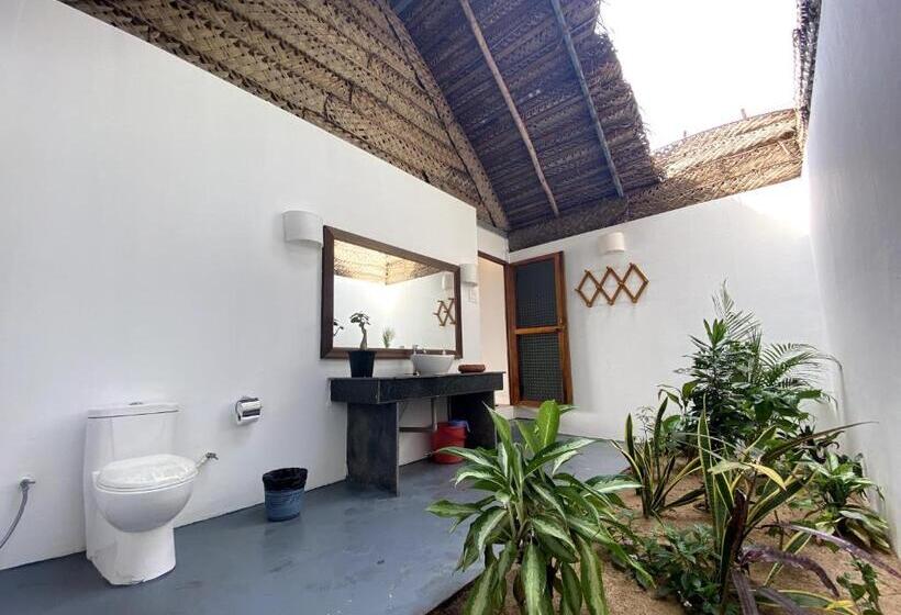 חדר סטנדרט עם מיטת קינג, The Coast Beach Resort