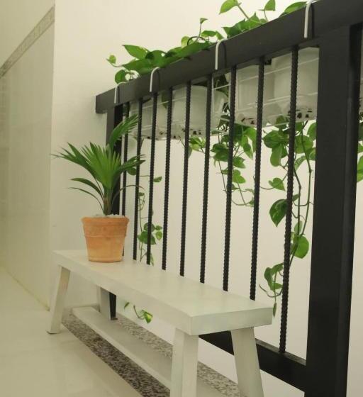 اتاق استاندارد, Văn Thái Bình