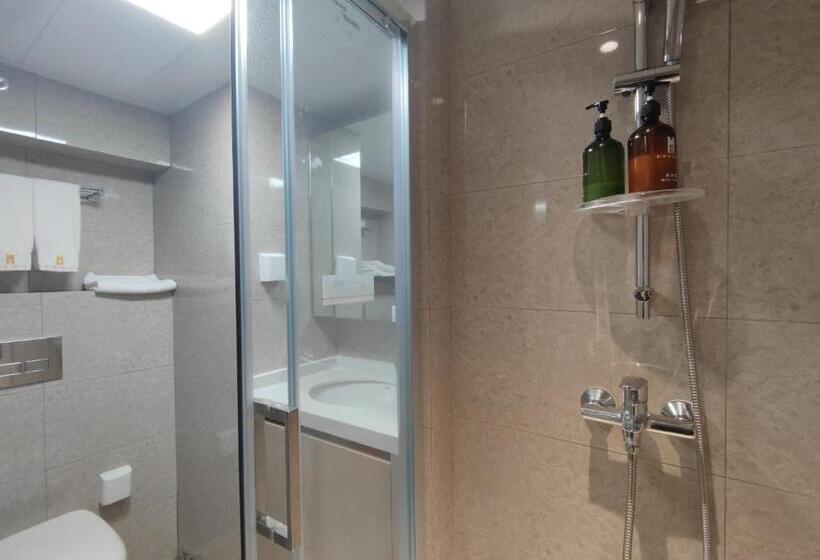 Quarto Triplo Estandar, Mandi International Apartment   Guangzhou Financial City Sanxi Metro Station