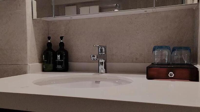 Standard Triple Room, Mandi International Apartment   Guangzhou Financial City Sanxi Metro Station