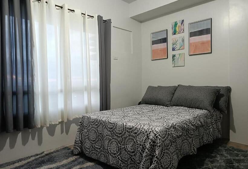 استودیوی استاندارد, Mesavirre Garden Residences