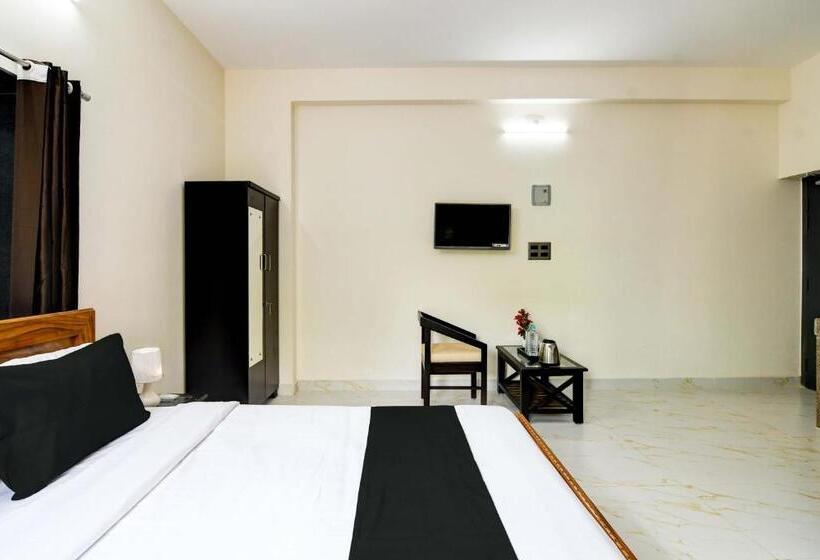 اتاق کلاسیک سه تخته, O Ss Inn Hotels & Homes