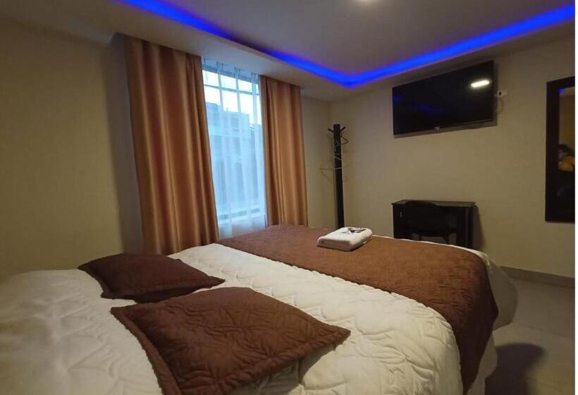 اتاق لوکس, Siena Inn Hostal