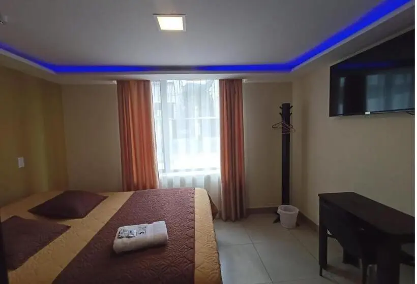 اتاق لوکس, Siena Inn Hostal