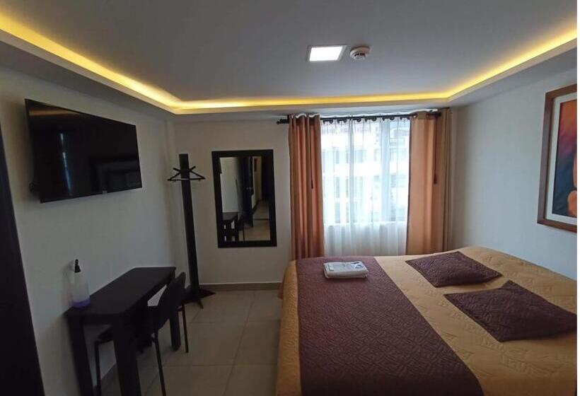 اتاق لوکس, Siena Inn Hostal