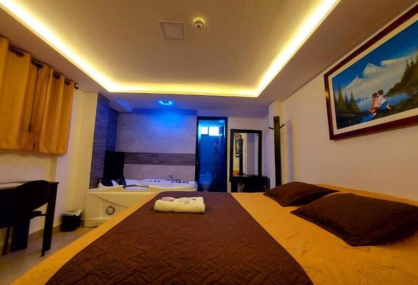 اتاق لوکس, Siena Inn Hostal