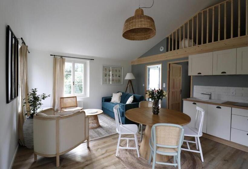 בונגלו משפחתי, Le Domaine Saint Ange