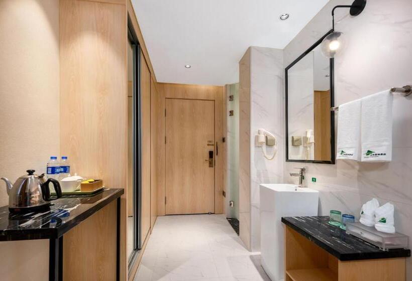 Номер Superior, Shanshui Trends Hotel   Shatian Metro Station Longguang City