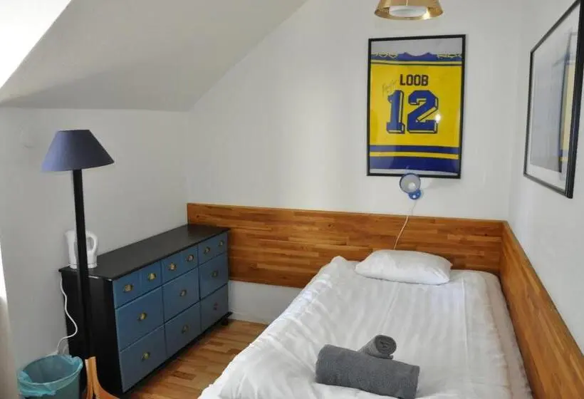 Standard Yhden Hengen Huone, Slite Badhotell