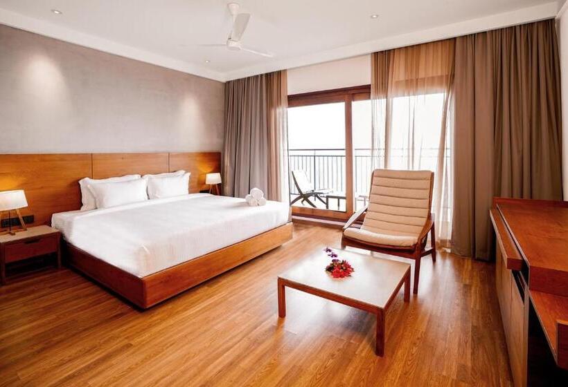 디럭스 룸 킹사이즈 침대, The valle by Kondody Hotels