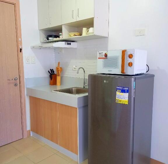 带1个卧室带泳池的公寓, Ace That Condo Staycation Cheer Residences Beside Sm Marilao