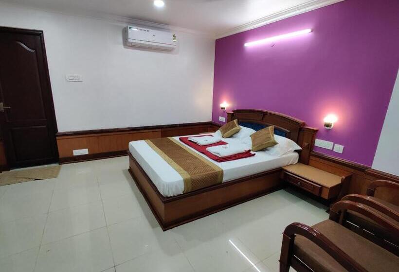 جناح عائلي, Amruth Inn