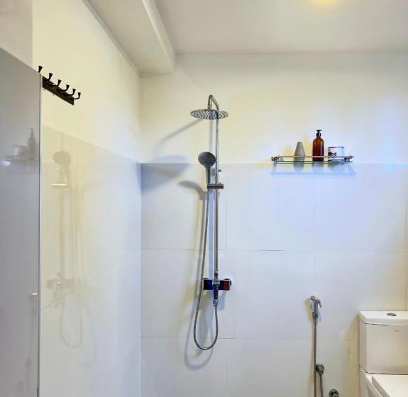 带大床的标准间, Galle Fancy Guesthouse, 5 Ac Bedrooms Villa