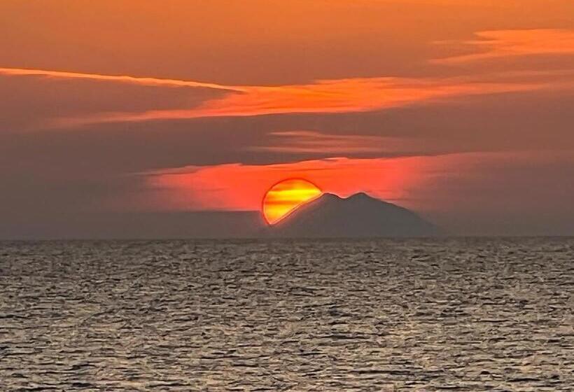 Номер Стандарт Вид на Море, Bed & Breakfast Nonno Gigi   Falerna Marina