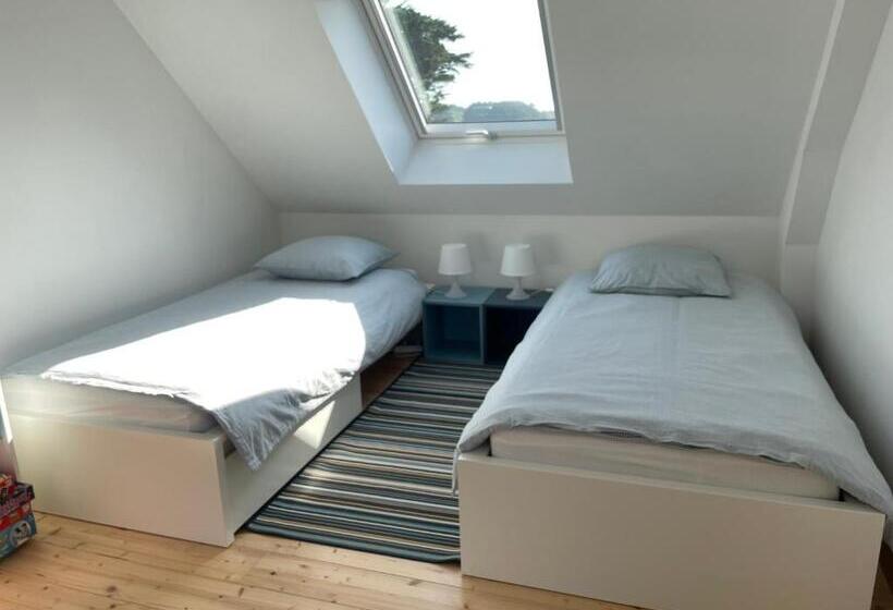 スタンダードトリプルルーム, Chambres D Hôtes B&b Roz Rozenn