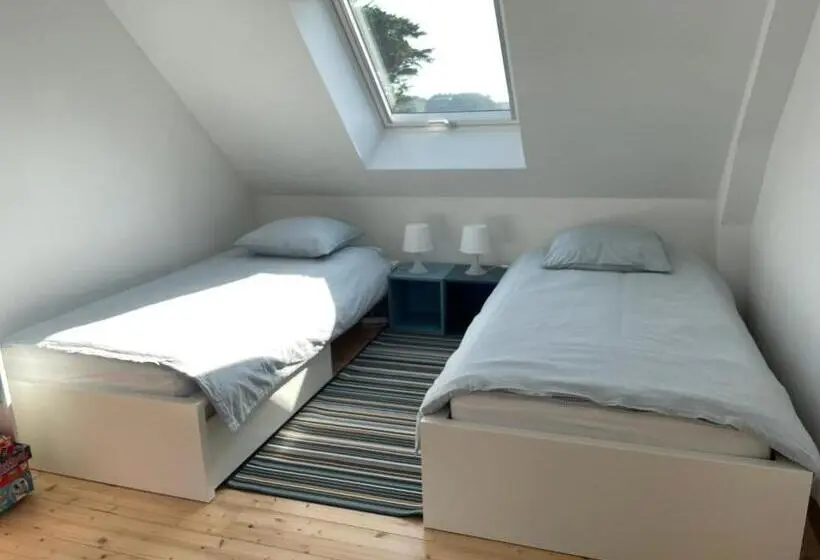 スタンダードトリプルルーム, Chambres D Hôtes B&b Roz Rozenn