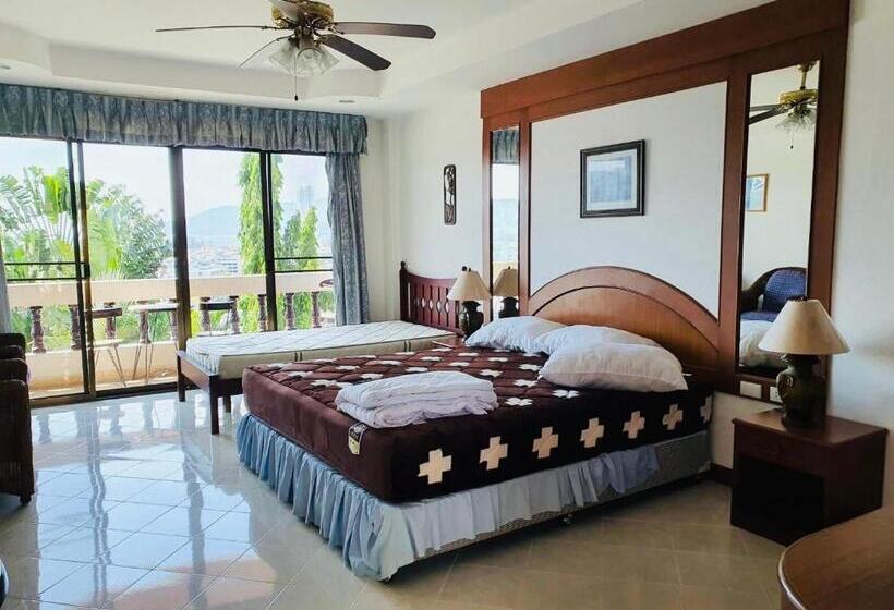 Люкс с Балконом, Aksarai