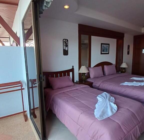 Номер Стандарт с Балконом, Aksarai