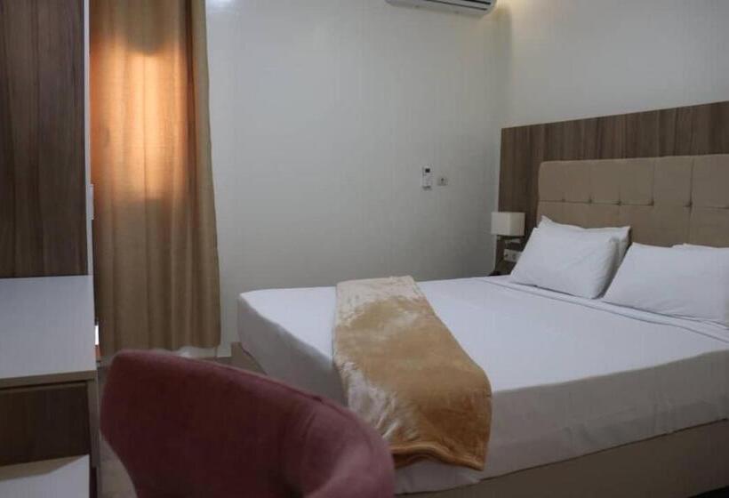 غرفة قياسية, Capblancvillagetouristique