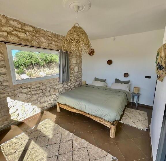 חדר סטנדרט עם מיטת קינג, Chill House Surf Camp