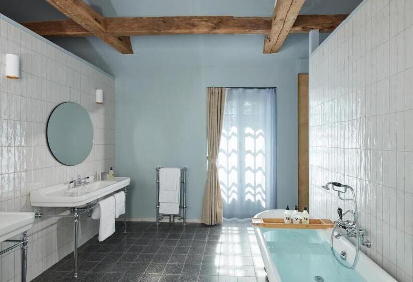 디럭스 스위트, Domaine Le Mezo