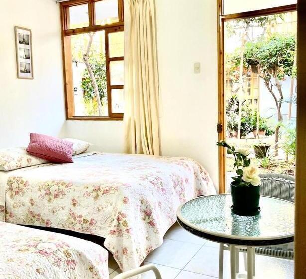 اتاق استاندارد, Garden House Ica