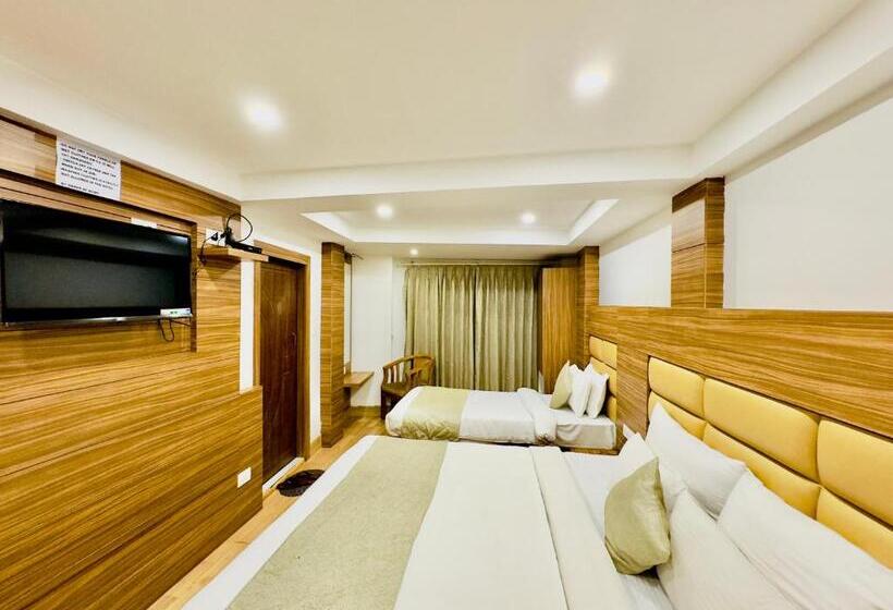 スーペリアトリプルルーム, Green Near Drc Paid Parking