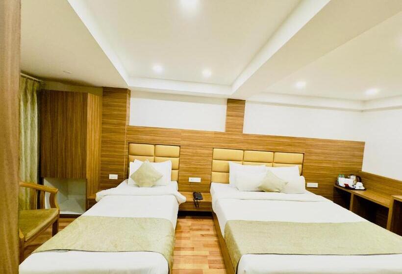 スーペリアトリプルルーム, Green Near Drc Paid Parking