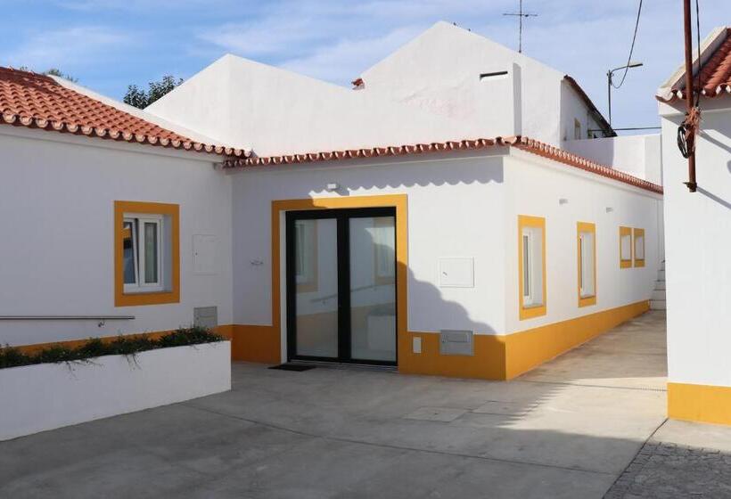 침실 3개 주택, Páteo Lima