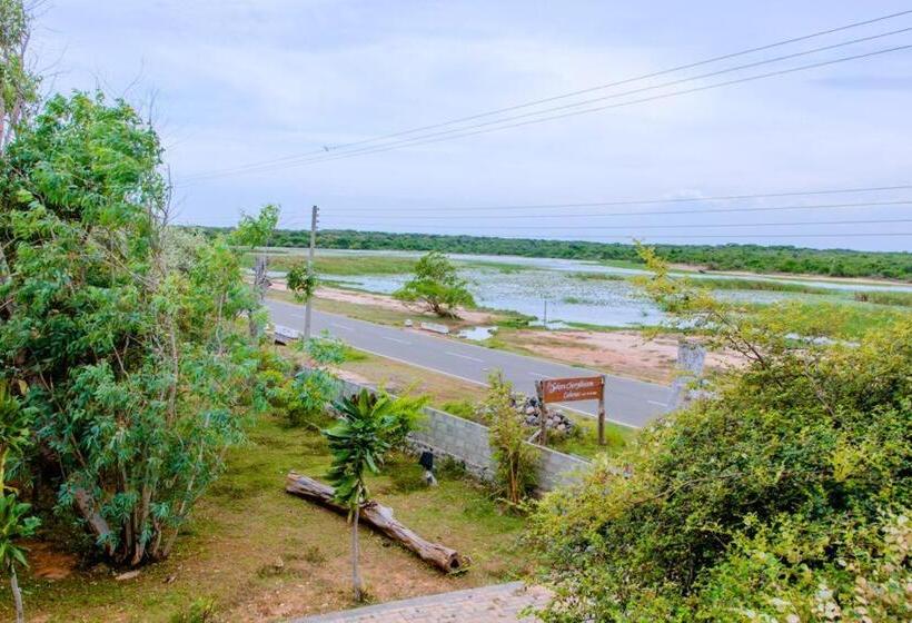 标准间带露台, Sakura Cherry Blossom Cabanas