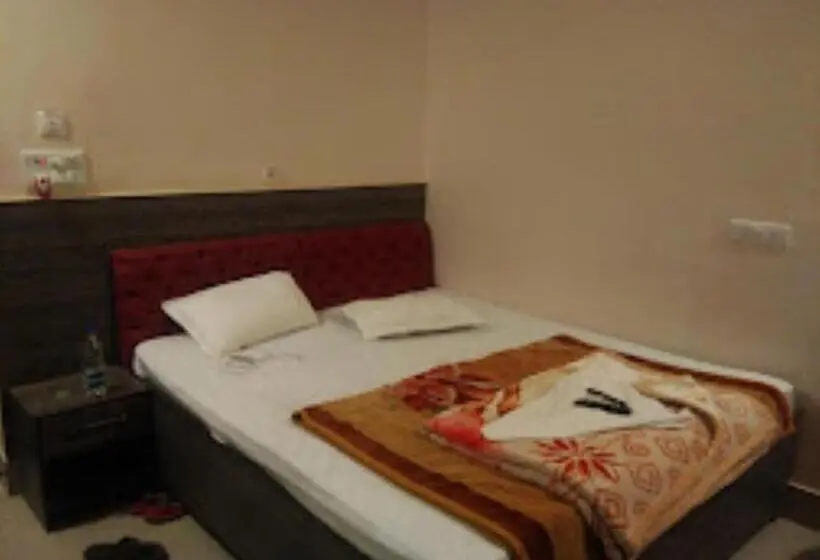 デラックスルーム, Supriya International   Bihar