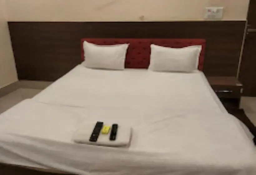 デラックスルーム, Supriya International   Bihar